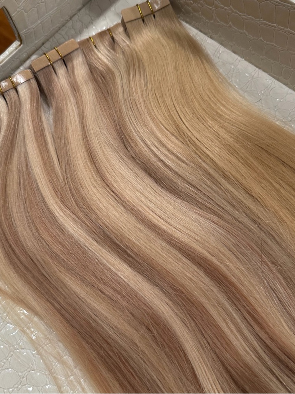 Blonde 16/22 Tape In Hair Extensions - Natural Blonde Multi-Tone 180g #TG1 - Picture 8 of 14